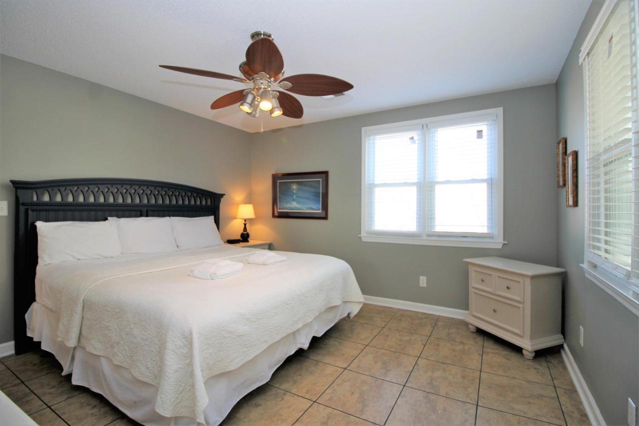 Salty Shack Unit C - Salty Shack - Dog Friendly Home - Across From The Beach - Central Location! Folly Beach Exterior foto